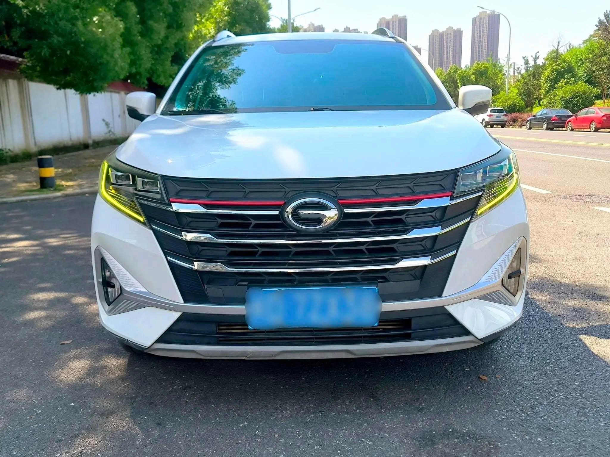 Front view of the GAC Trumpchi GS3
